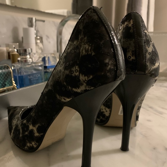 Guess Stiletto Heels - Picture 3 of 4